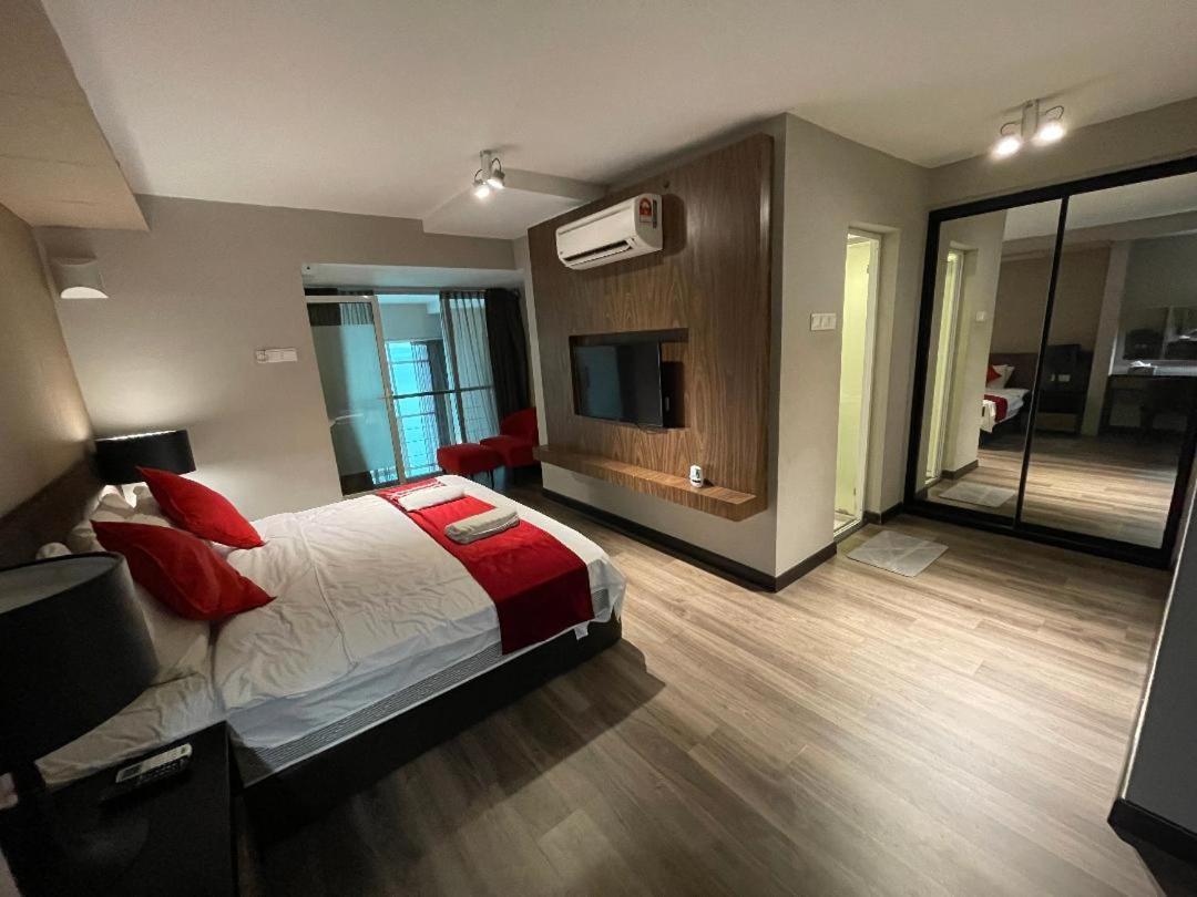 Maritime Seaview Hotel By Ss Setia Resort George Town Esterno foto