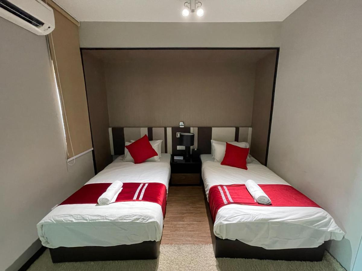 Maritime Seaview Hotel By Ss Setia Resort George Town Esterno foto